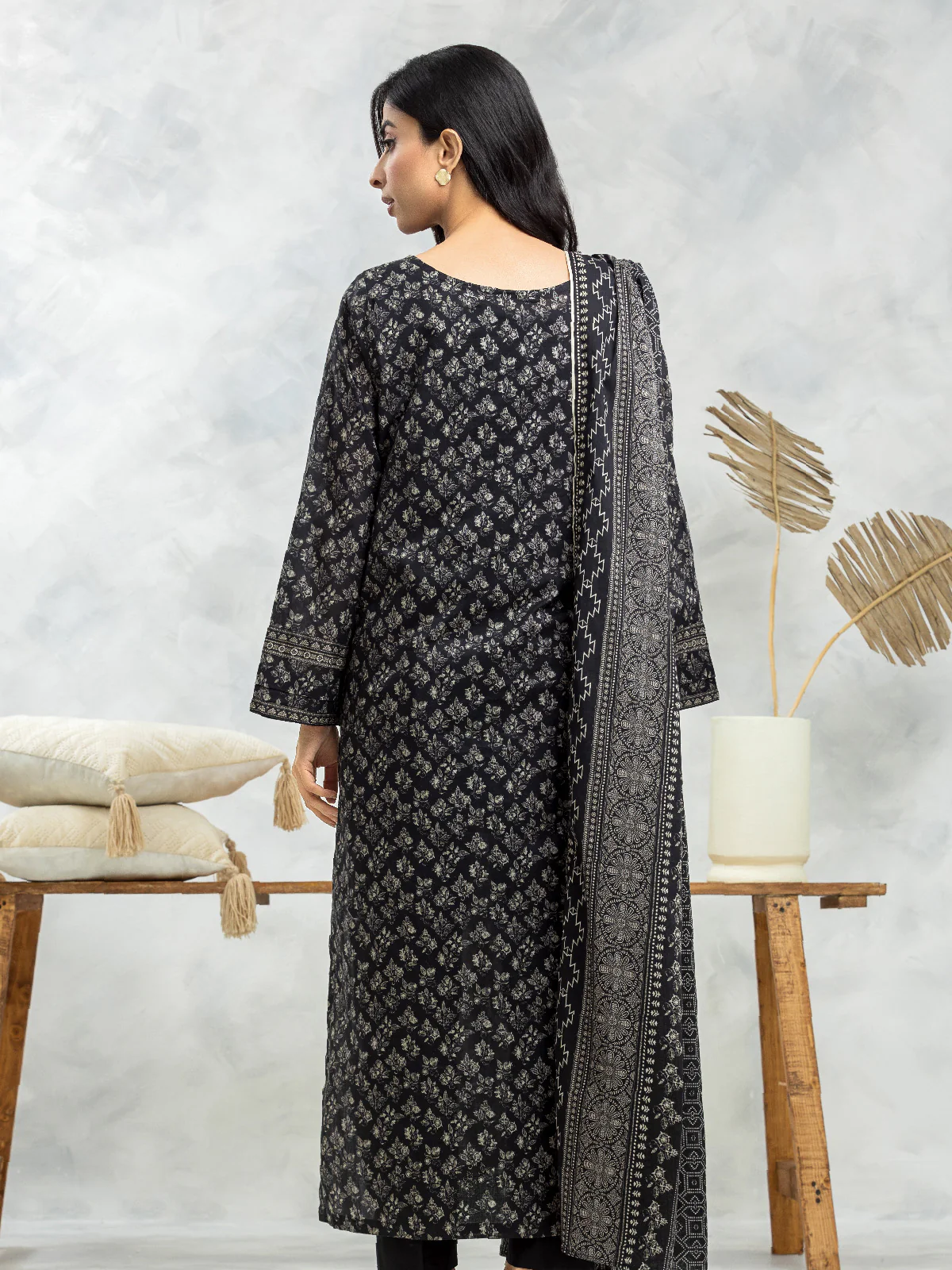 Unstitched Printed Lawn Suit - EWU24A1-28414-3P - Image 2