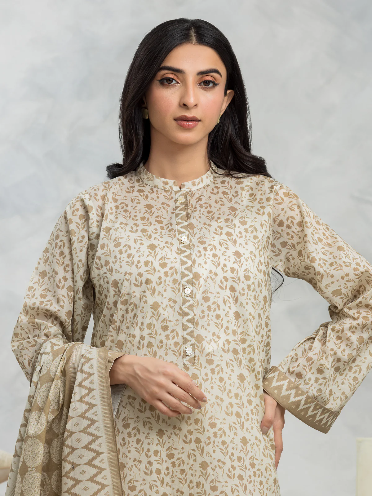 Unstitched Printed Lawn Suit - EWU24A1-28418-3P - Image 3
