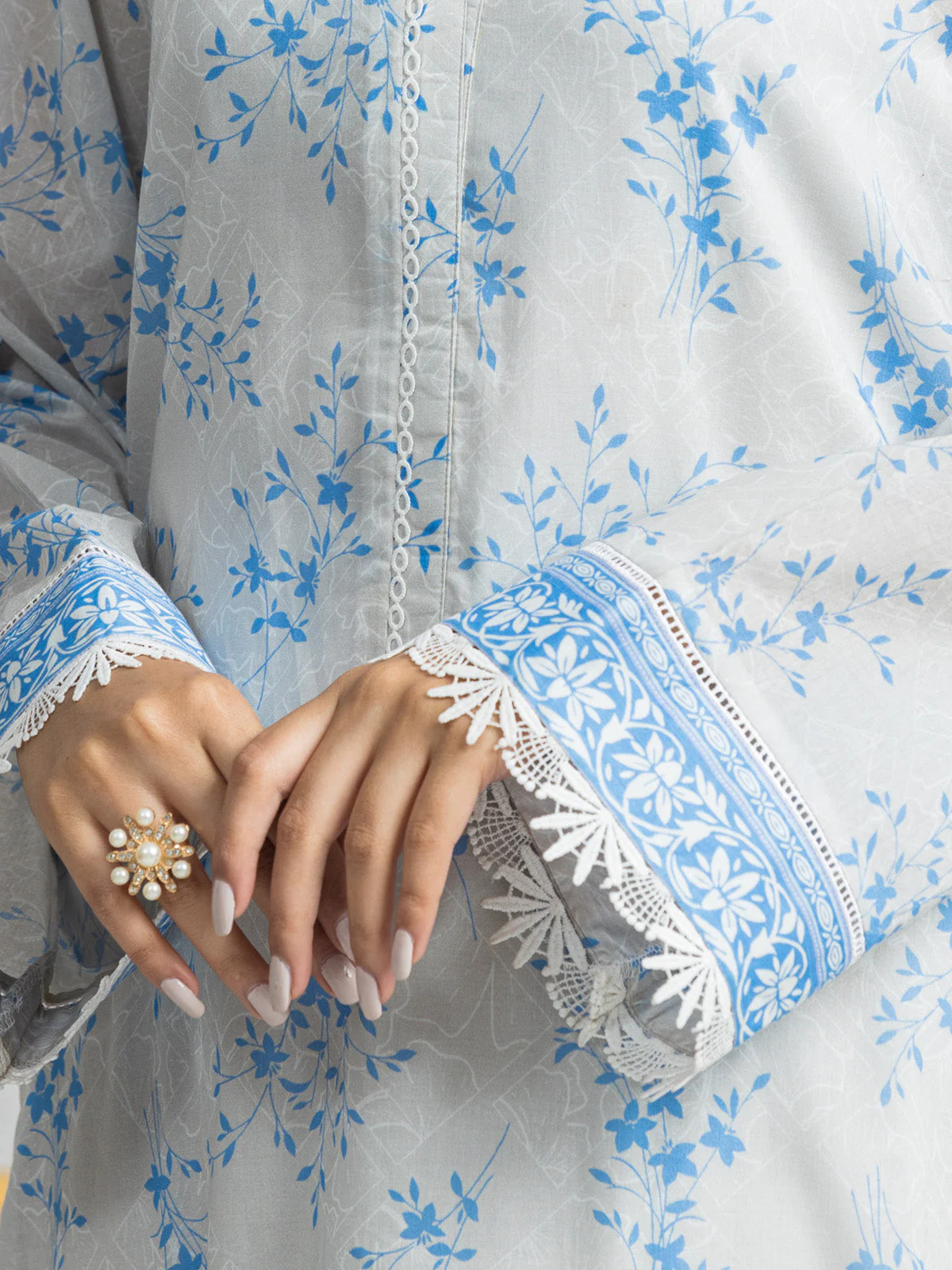 Unstitched Printed Lawn Suit - EWU24A1-28441-3P - Image 4
