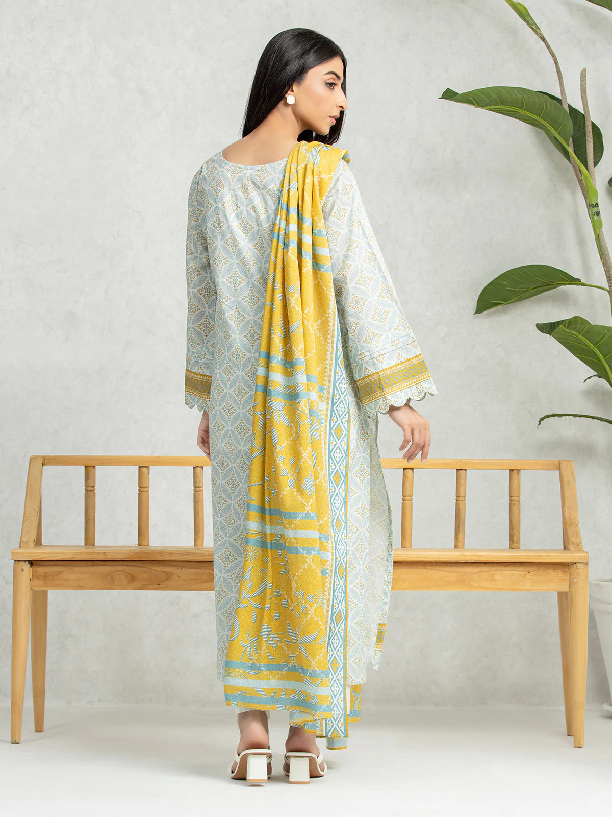 Unstitched Printed Lawn Suit - EWU24A1-28461-3P - Image 3