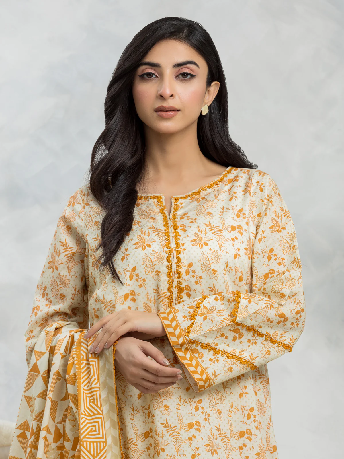Unstitched Printed Lawn Suit - EWU24A1-28503-3P - Image 3