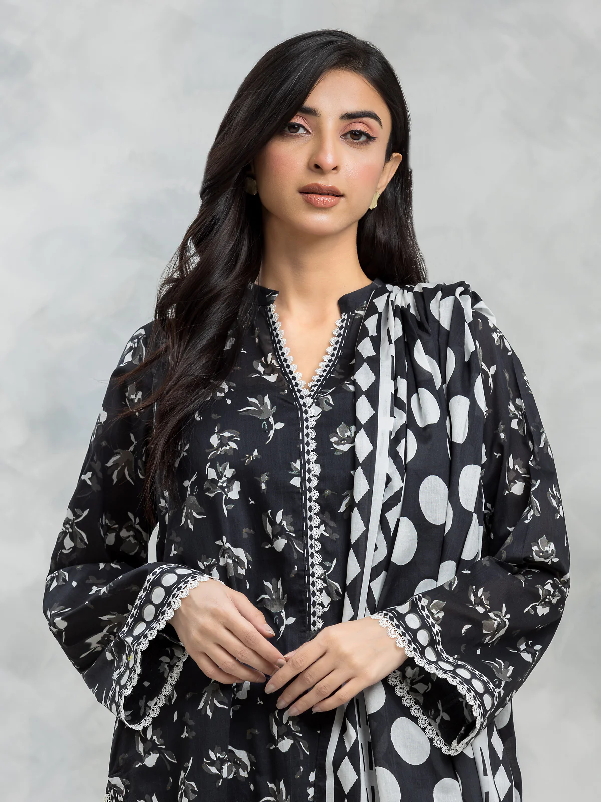 Unstitched Printed Lawn Suit - EWU24A1-28508-3P - Image 4