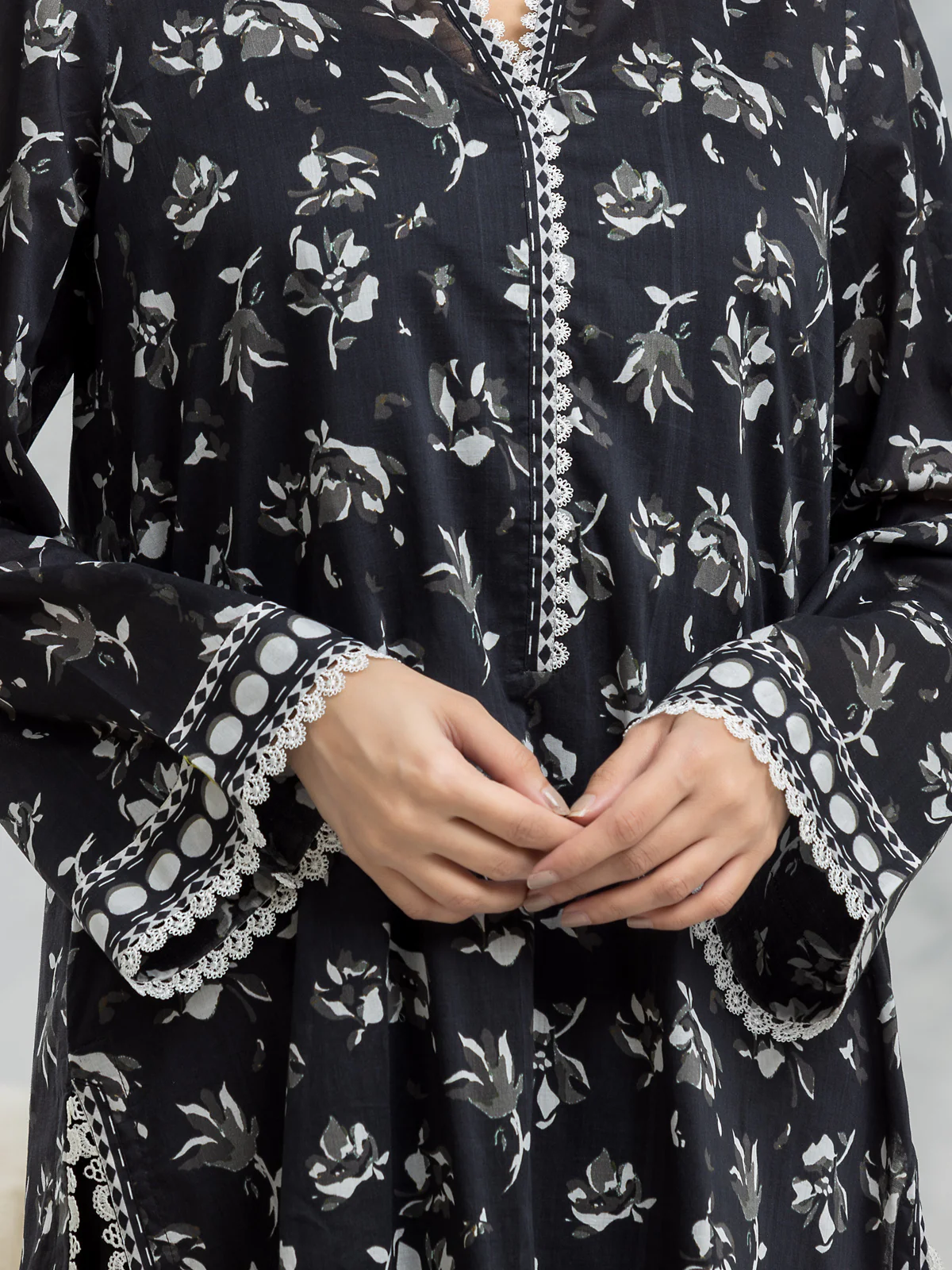 Unstitched Printed Lawn Suit - EWU24A1-28508-3P - Image 6
