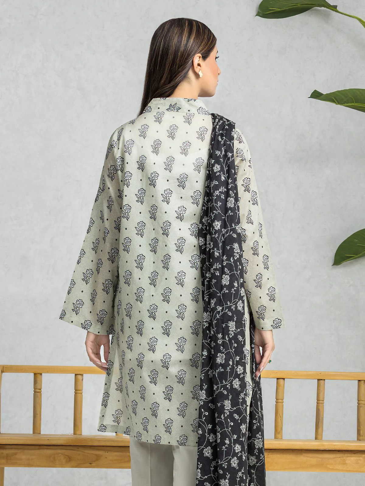 Unstitched Printed Lawn Suit - EWU24A1-28573-3P - Image 6