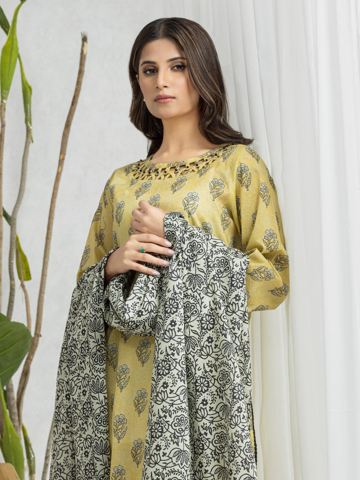 Unstitched Printed Lawn Suit - EWU24A1-28580-3P - Image 2