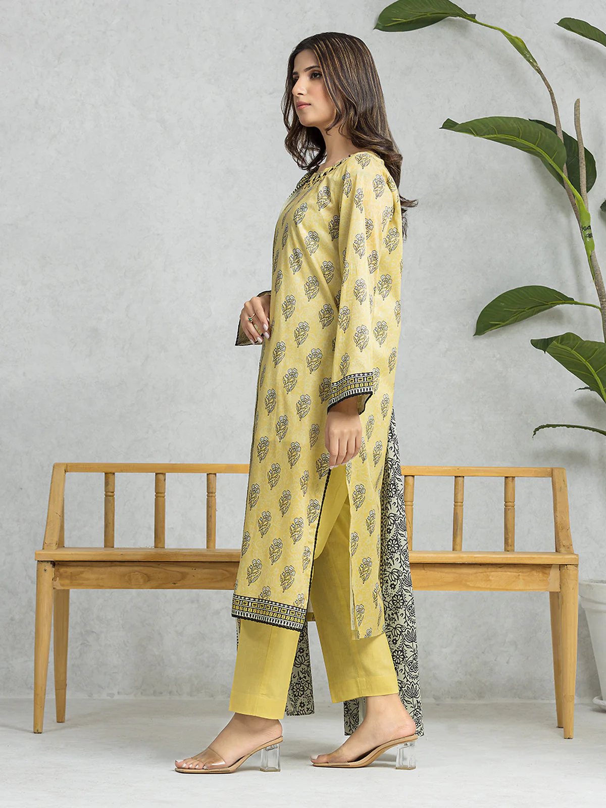 Unstitched Printed Lawn Suit - EWU24A1-28580-3P - Image 5