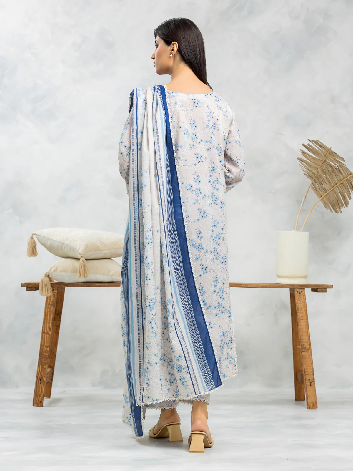 Unstitched Printed Lawn Suit - EWU24A1-28612-3P - Image 4