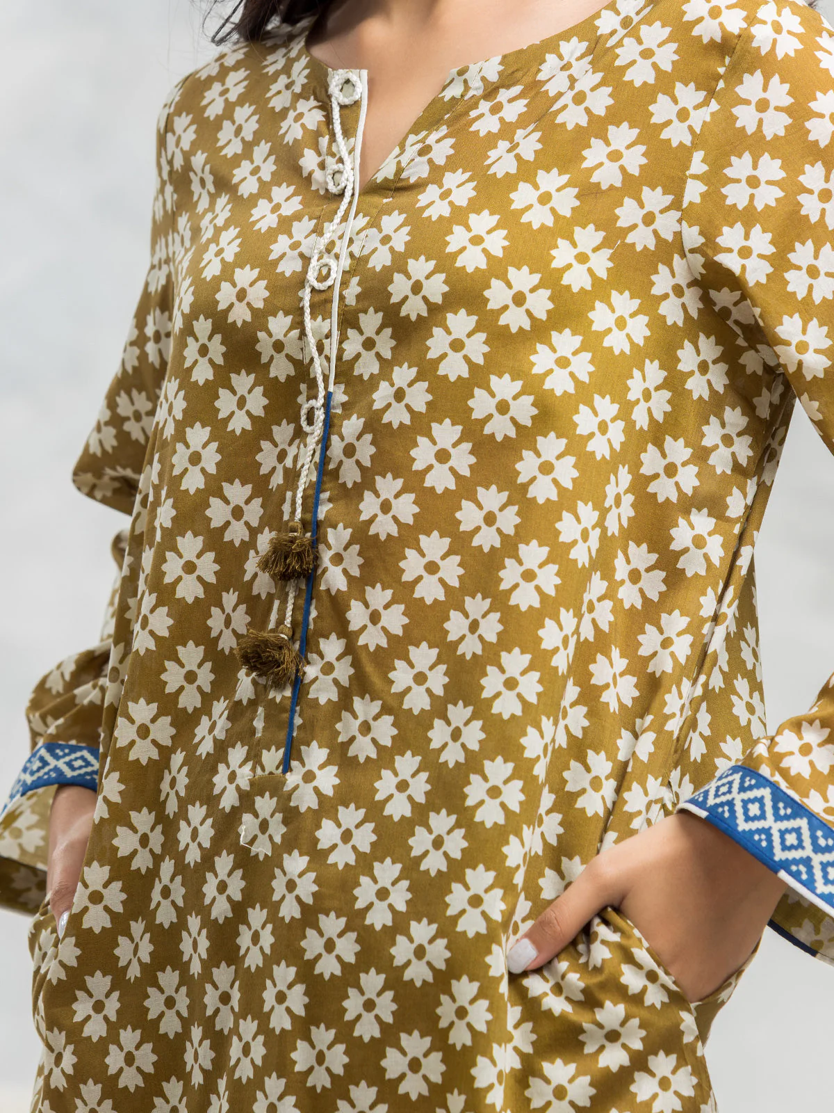 Unstitched Printed Lawn Suit - EWU24A1-28615-3P - Image 2