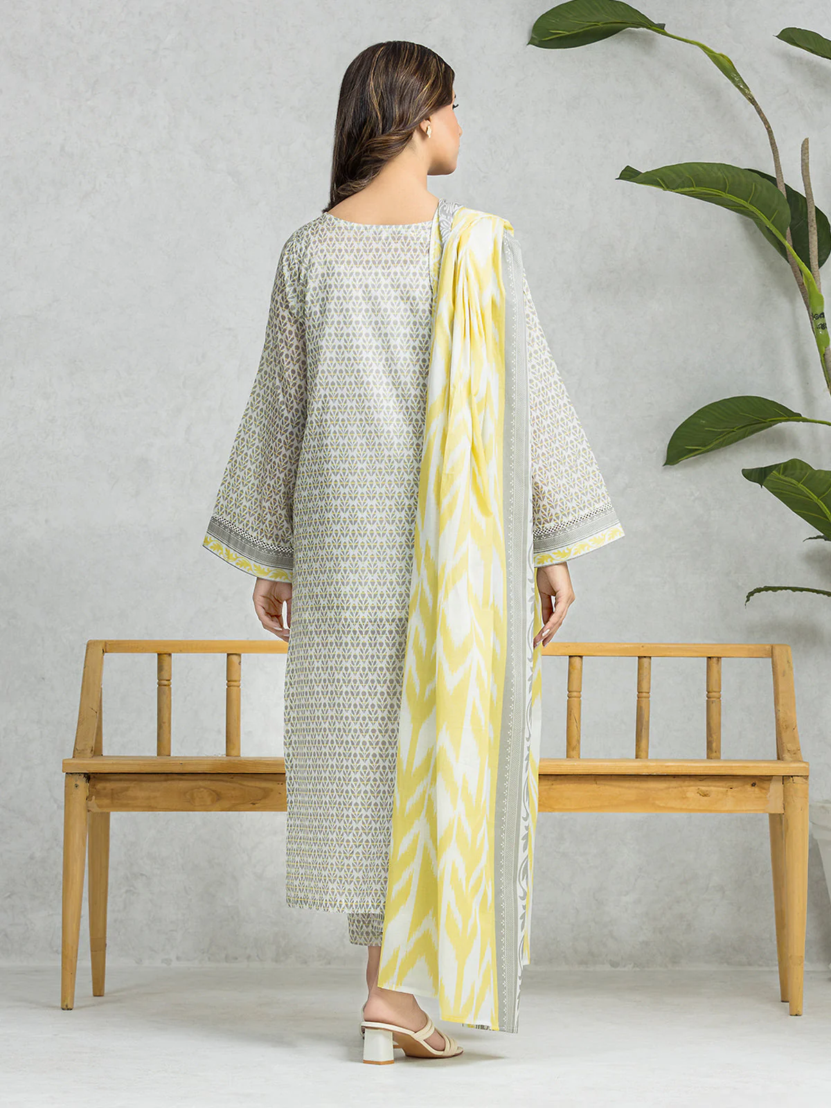 Unstitched Printed Lawn Suit - EWU24A1-29003-3P - Image 6