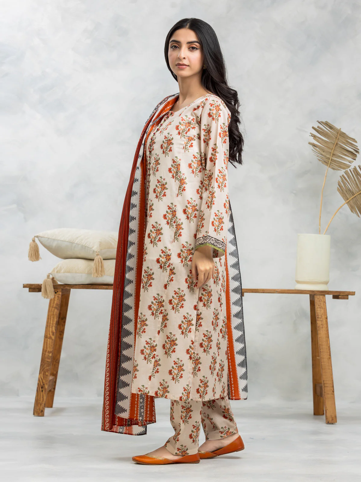 Unstitched Printed Lawn Suit - EWU24A1-29006-3P - Image 2