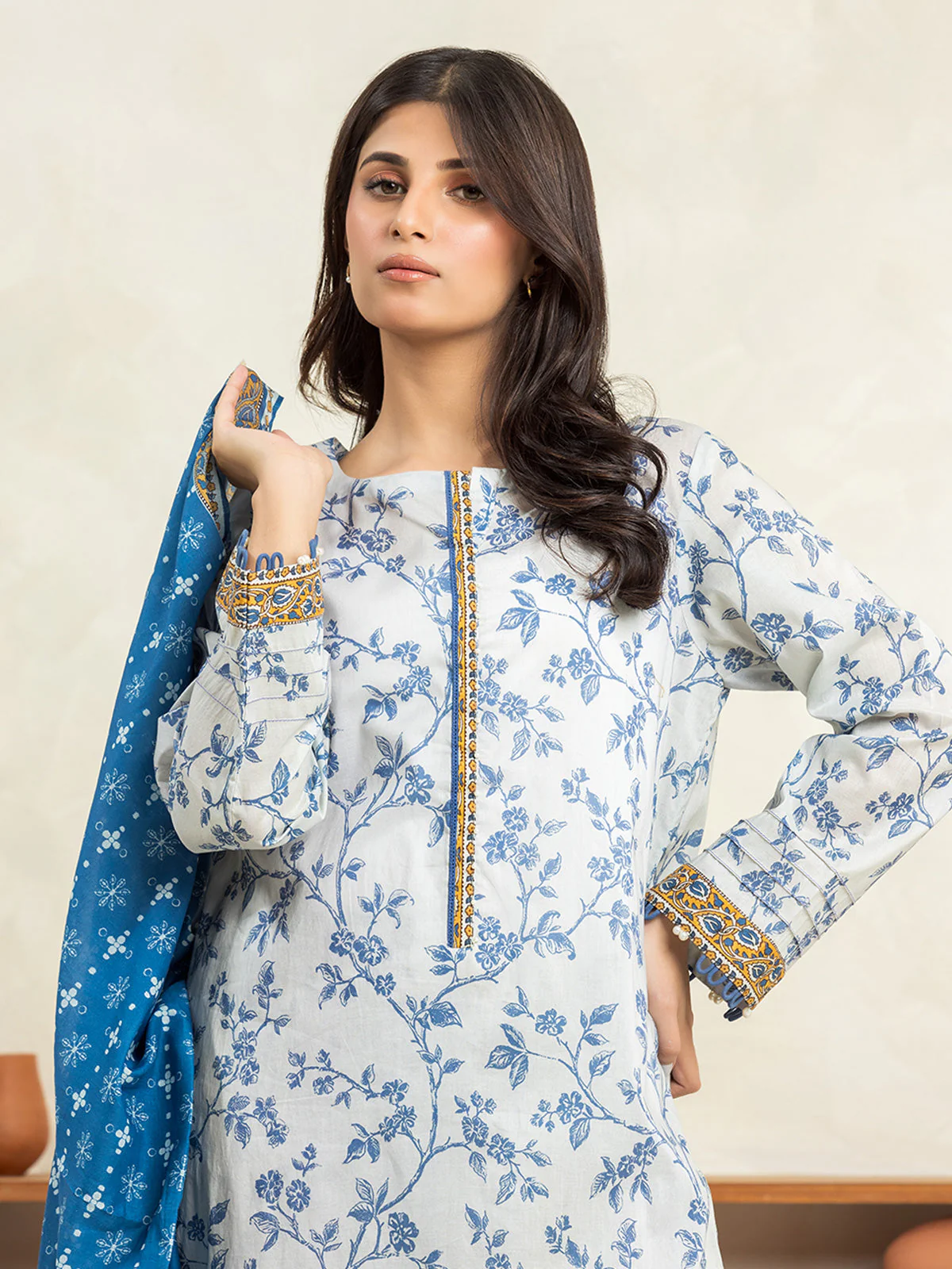 Unstitched Printed Lawn Suit - EWU24A1-29032-3P - Image 2