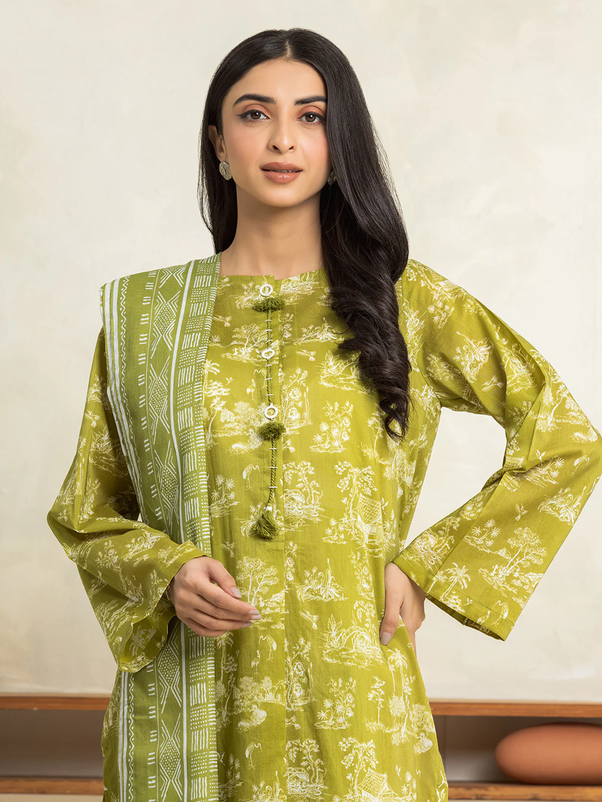 Unstitched Printed Lawn Suit - EWU24A1-29040-3P - Image 2