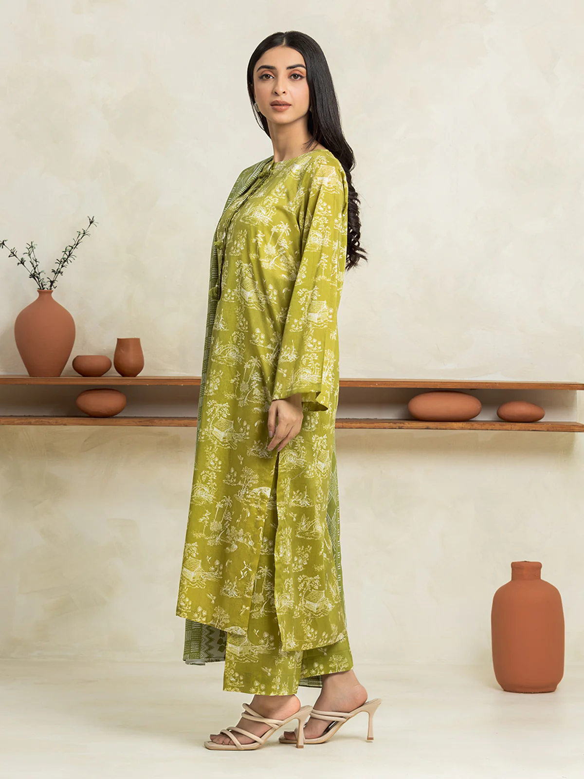 Unstitched Printed Lawn Suit - EWU24A1-29040-3P - Image 4