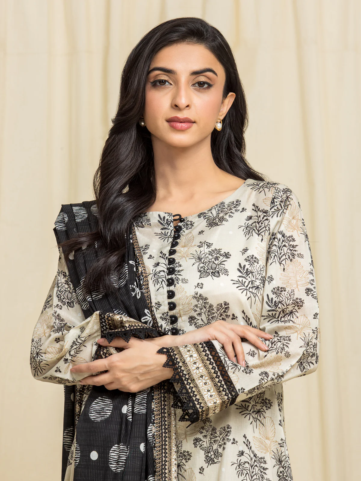 Unstitched Printed Lawn Suit - EWU24A1-29059-3P - Image 3