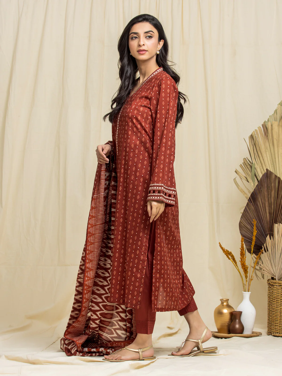 Unstitched Printed Lawn Suit - EWU24A1-29067-3P - Image 3
