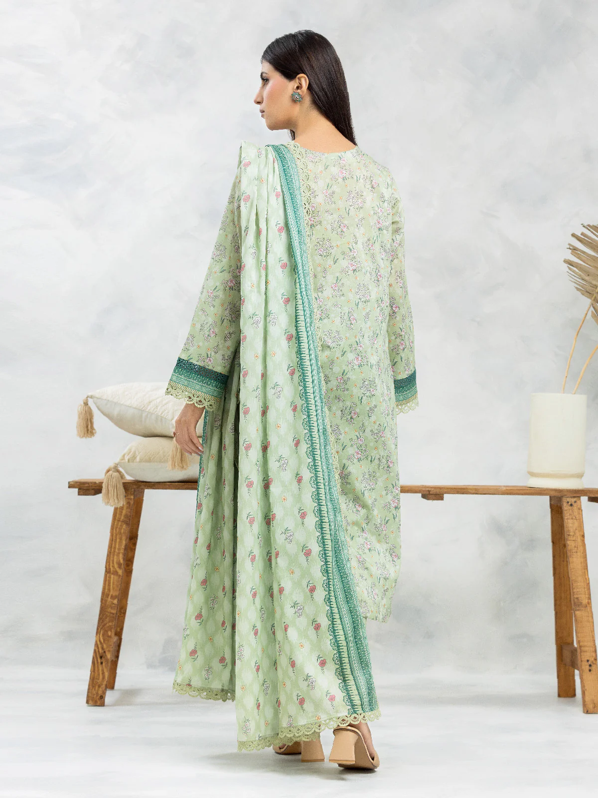 Unstitched Printed Lawn Suit - EWU24A1-29072-3P - Image 4