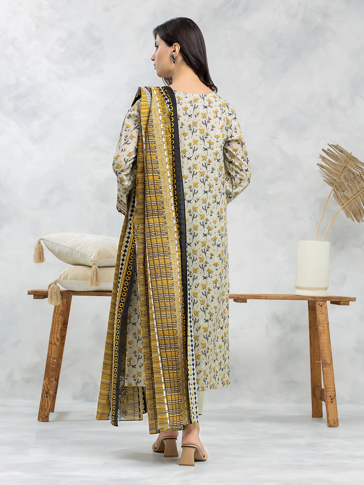 Unstitched Printed Lawn Suit - EWU24A1-29077-3P - Image 3