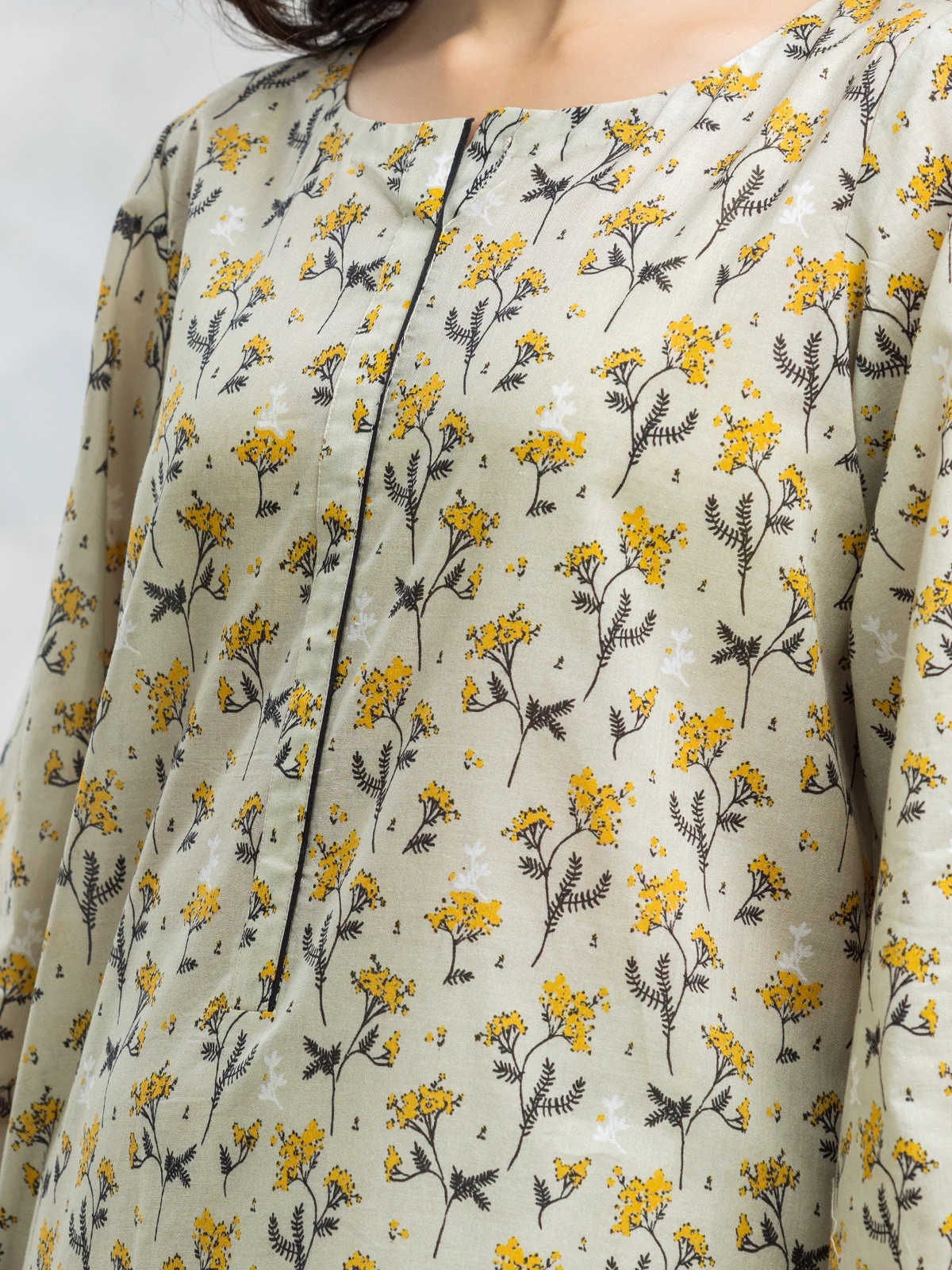 Unstitched Printed Lawn Suit - EWU24A1-29077-3P - Image 4