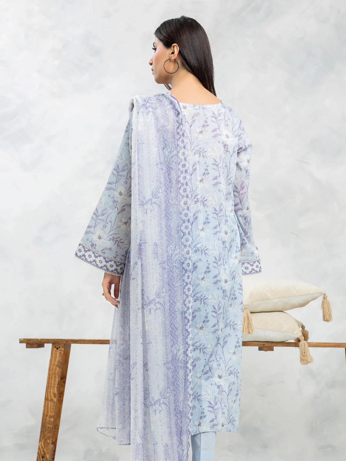 Unstitched Printed Lawn Suit - EWU24A1-29078-3P - Image 4