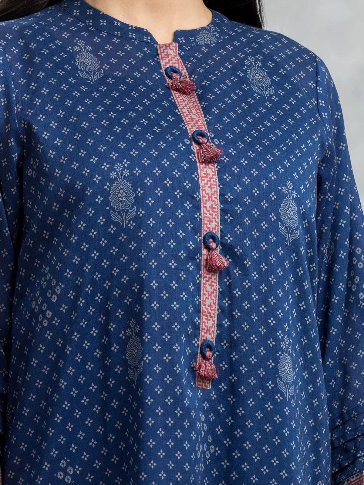 Unstitched Printed Lawn Suit - EWU24A1-29080-3P - Image 4