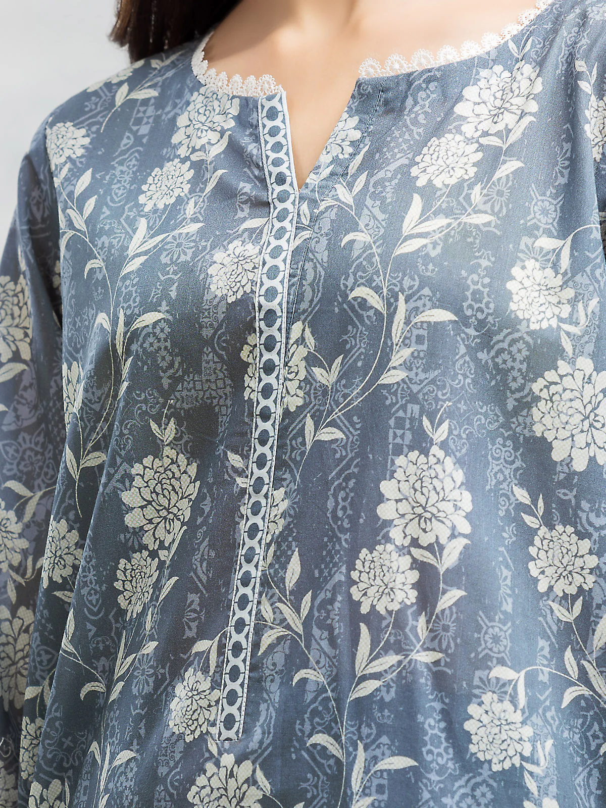 Unstitched Printed Lawn Suit - EWU24A1-29093-3P - Image 3