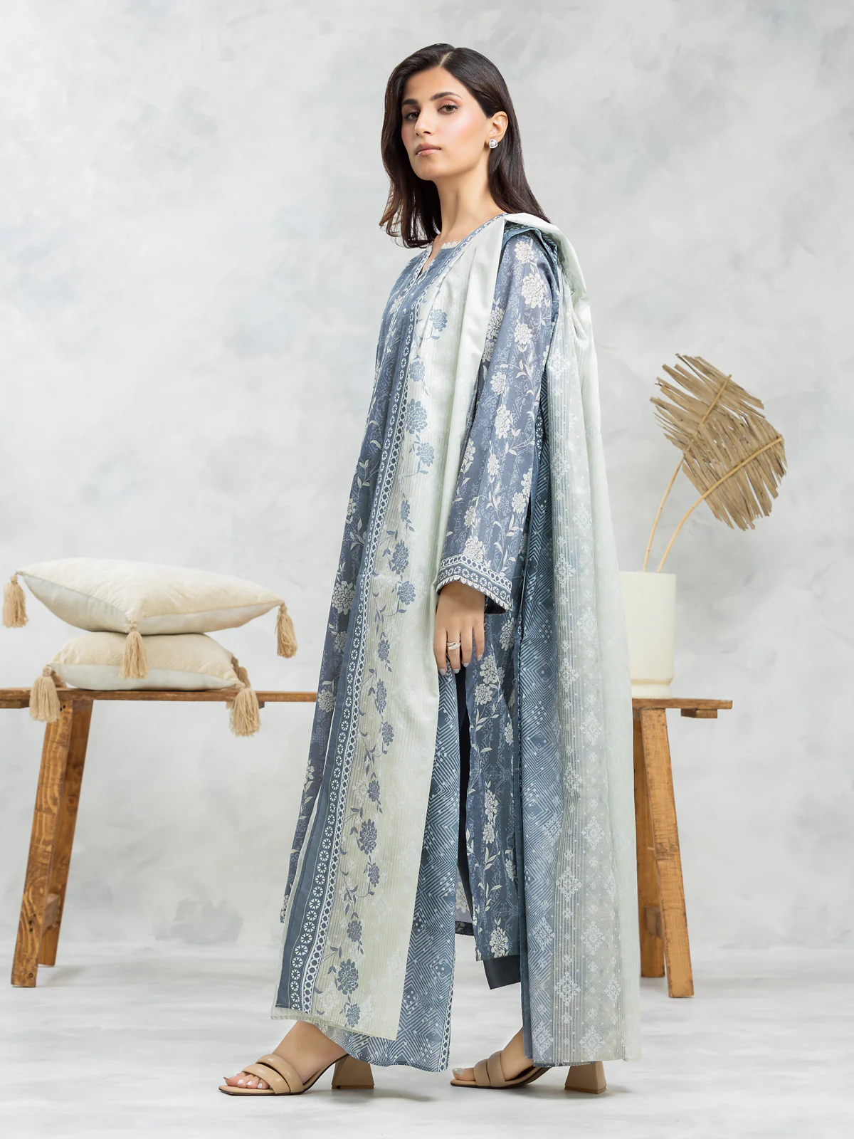 Unstitched Printed Lawn Suit - EWU24A1-29093-3P - Image 5