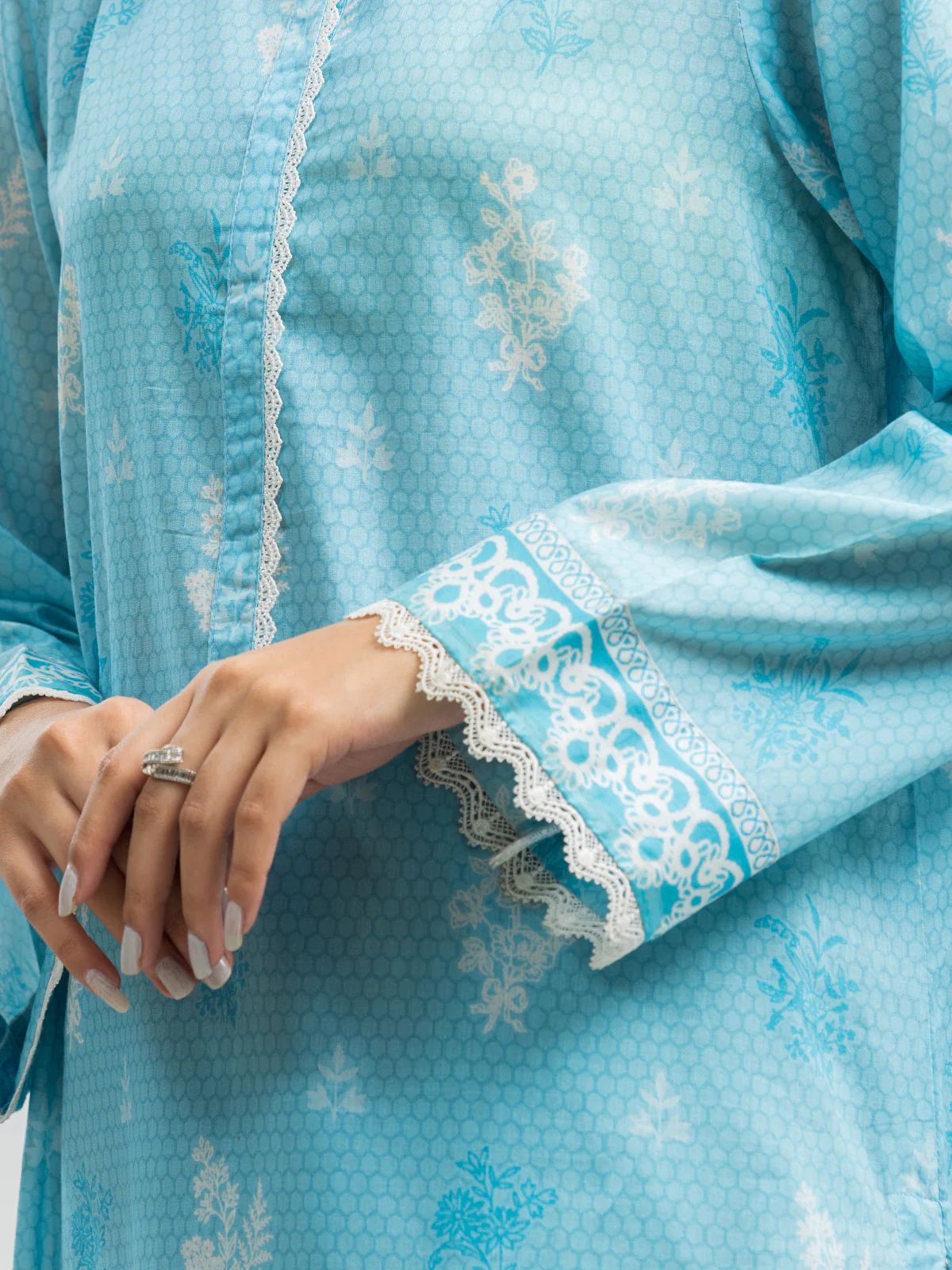 Unstitched Printed Lawn Suit - EWU24A1-29094-3P - Image 4