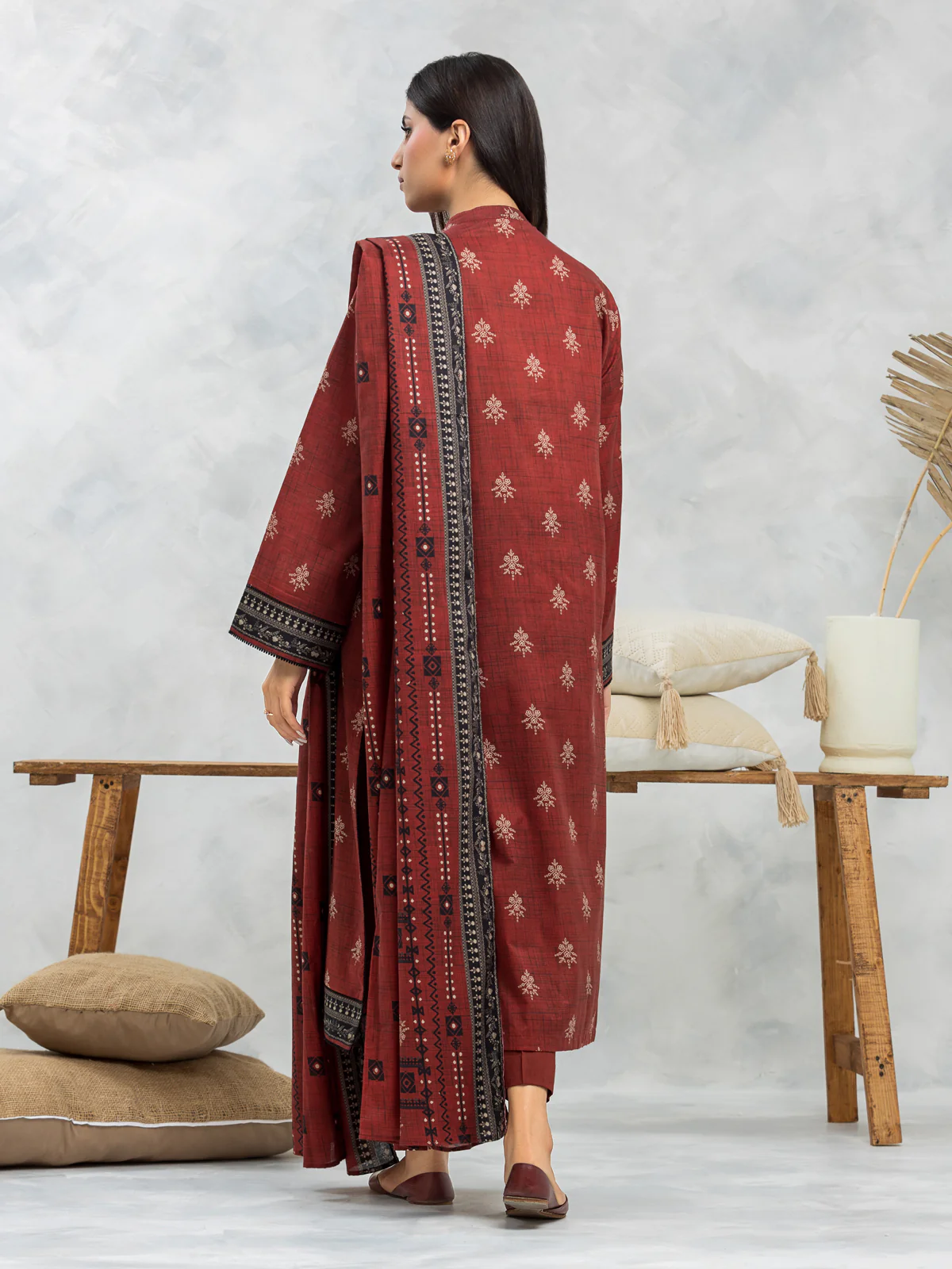 Unstitched Printed Lawn Suit - EWU24A1-29095-3P - Image 2