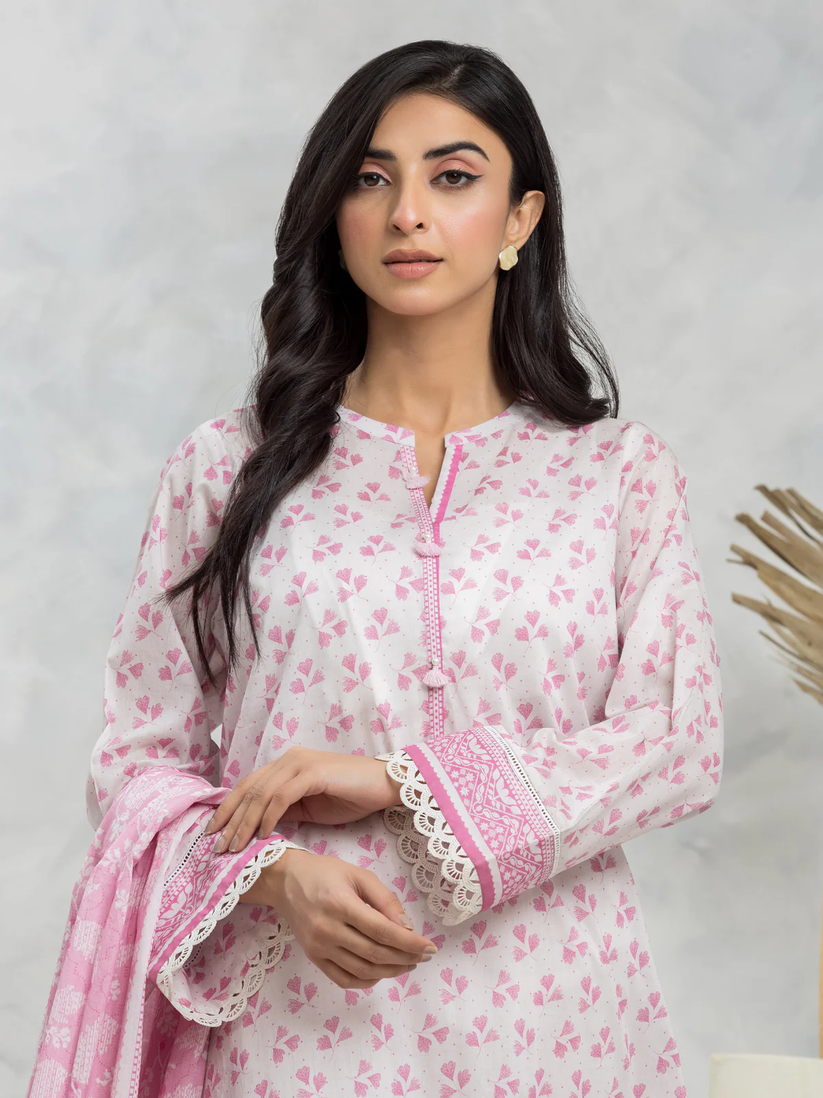 Unstitched Printed Lawn Suit - EWU24A1-29100-3P - Image 4