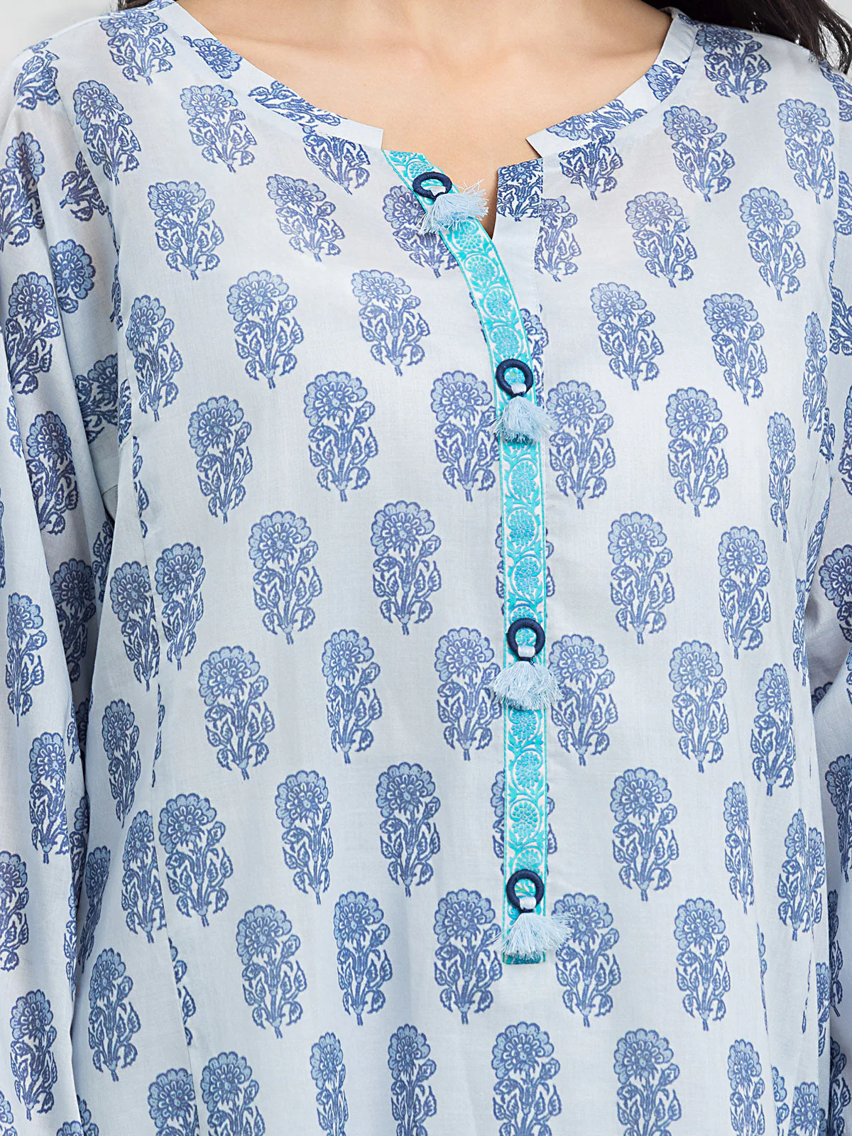 Unstitched Printed Lawn Suit - EWU24A1-29113-3P - Image 3