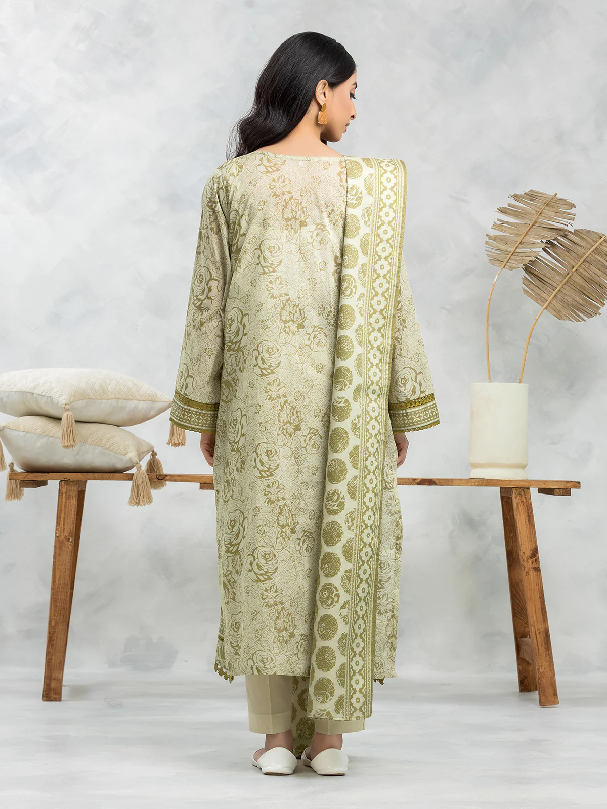 Unstitched Printed Lawn Suit - EWU24A1-29129-3P - Image 3