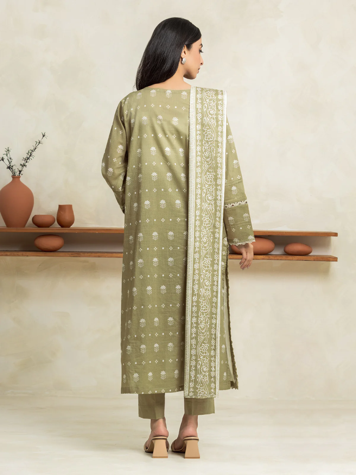 Unstitched Printed Lawn Suit - EWU24A1-29151-3P - Image 3