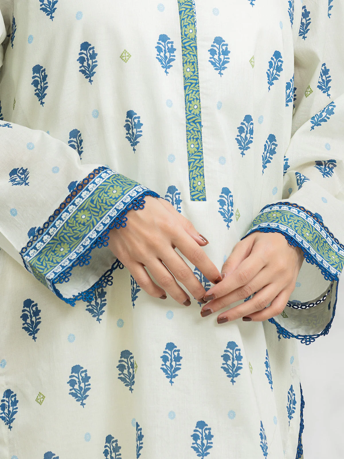 Unstitched Printed Lawn Suit - EWU24A1-29182-3P - Image 4