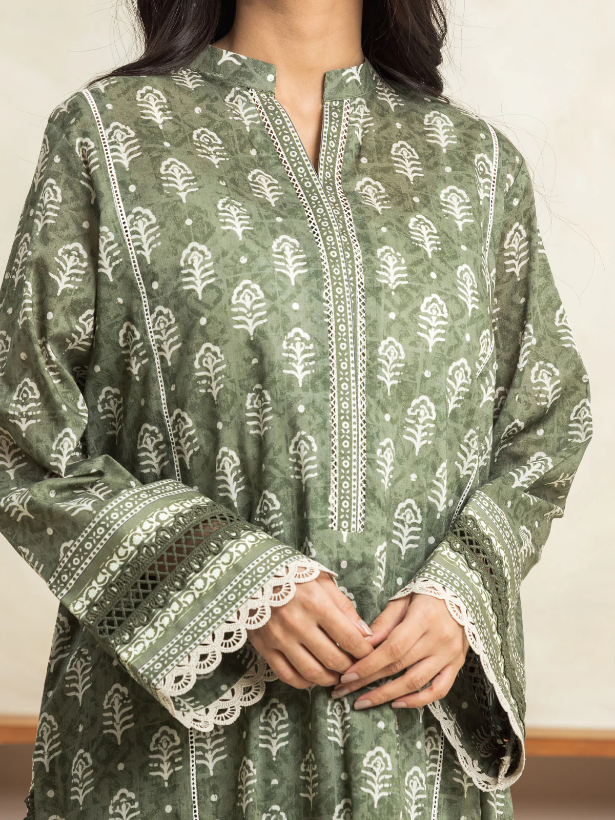 Unstitched Printed Lawn Suit - EWU24A1-29477-3P - Image 3
