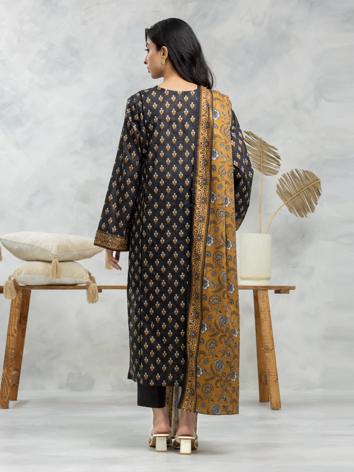 Unstitched Printed Lawn Suit - EWU24A1-29482-3P - Image 4
