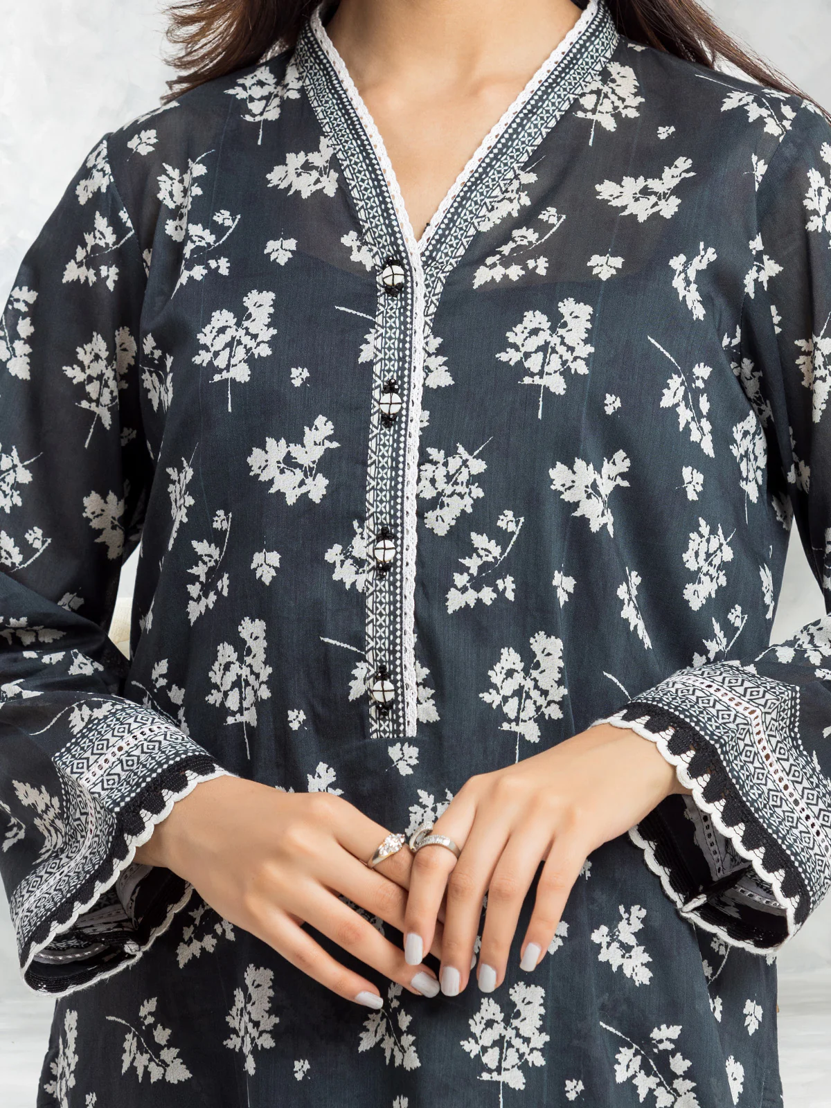 Unstitched Printed Lawn Suit - EWU24A1-29484-3P - Image 4