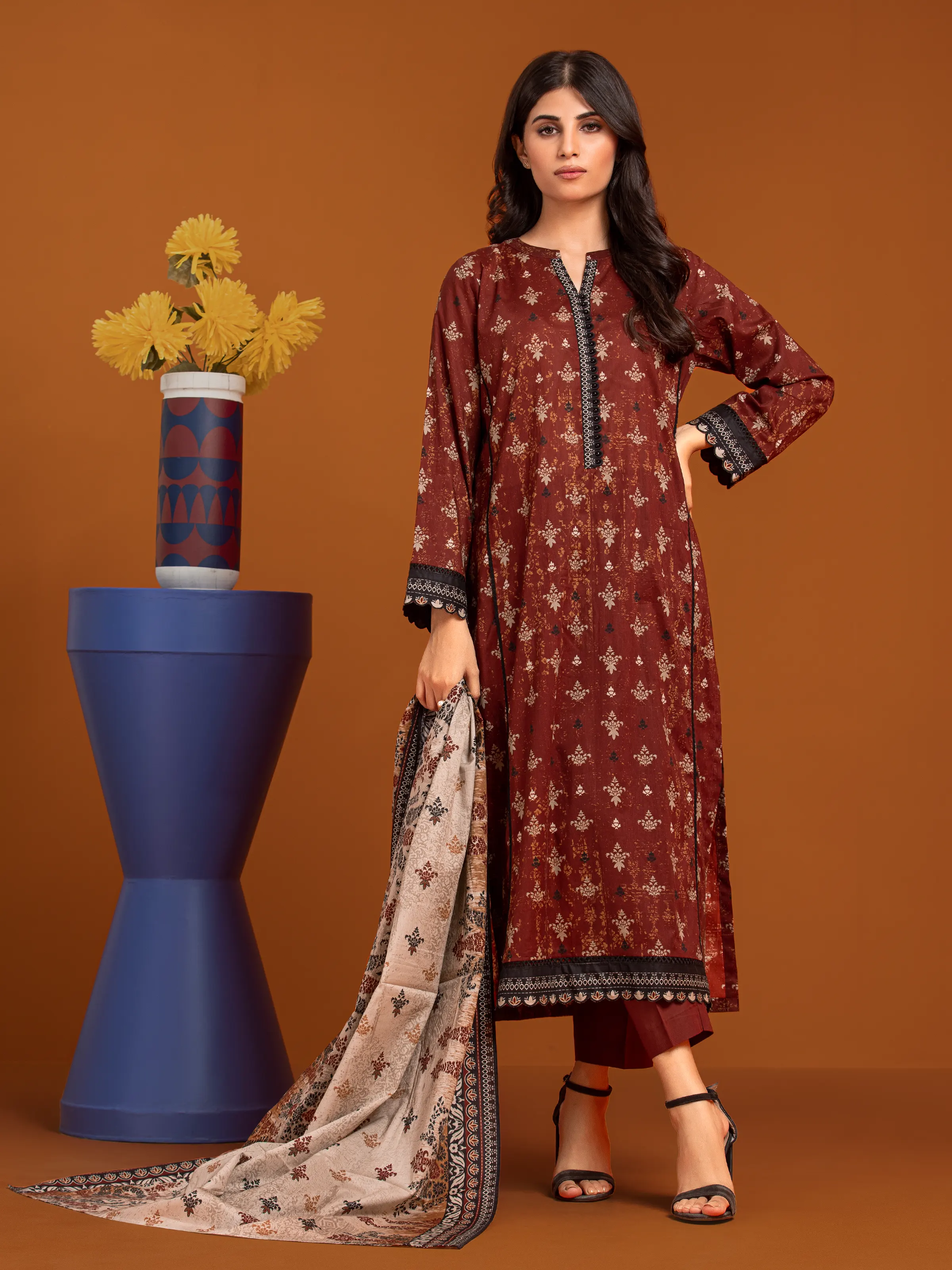 Unstitched Printed Cambric Suit - EWU24A2-27136-3P