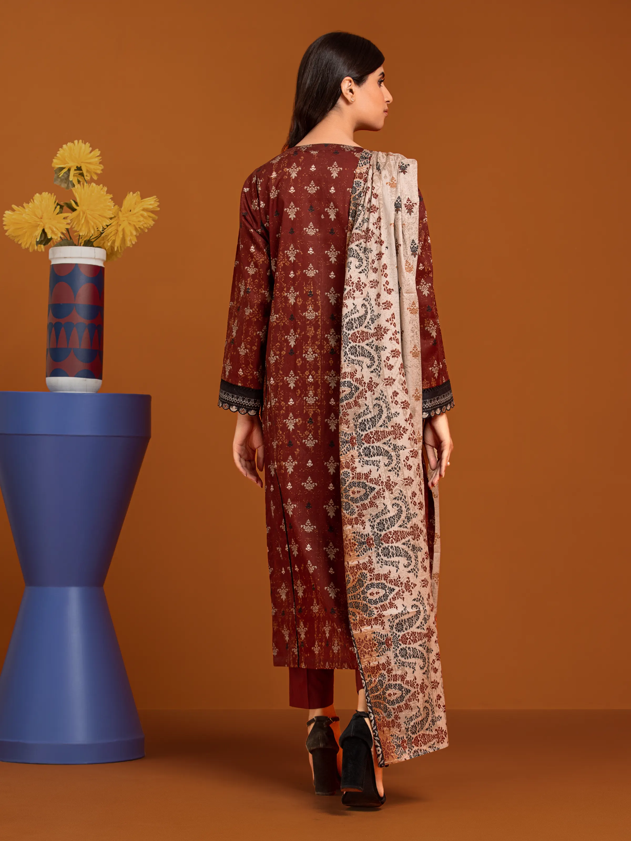 Unstitched Printed Cambric Suit - EWU24A2-27136-3P - Image 2