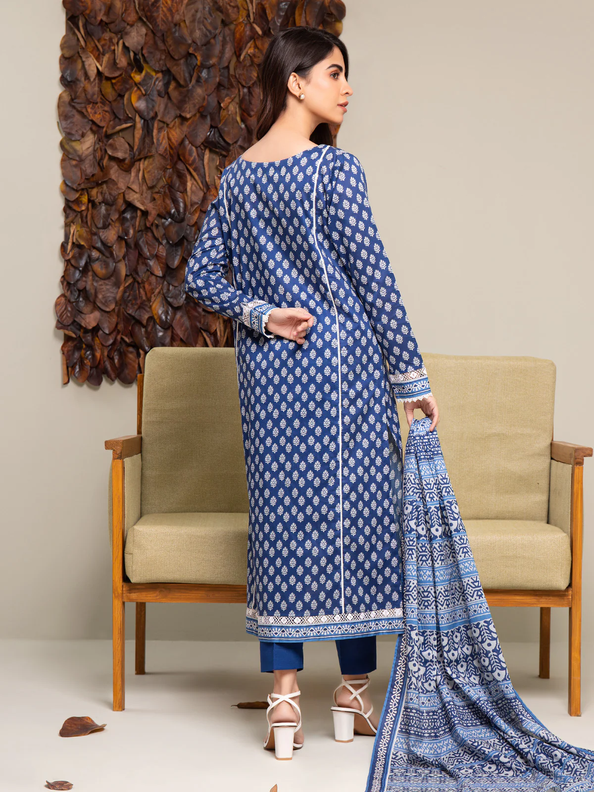 Unstitched Printed Cambric Suit - EWU24A2-27290-3P - Image 3