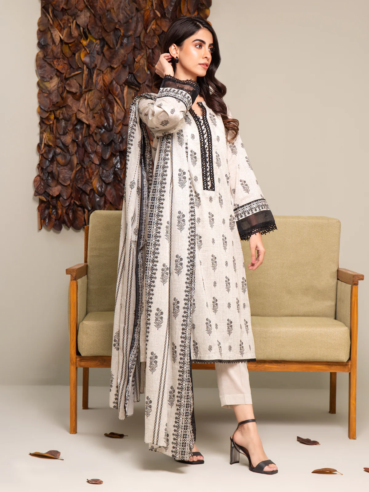 Unstitched Printed Cambric Suit - EWU24A2-27292-3P - Image 6