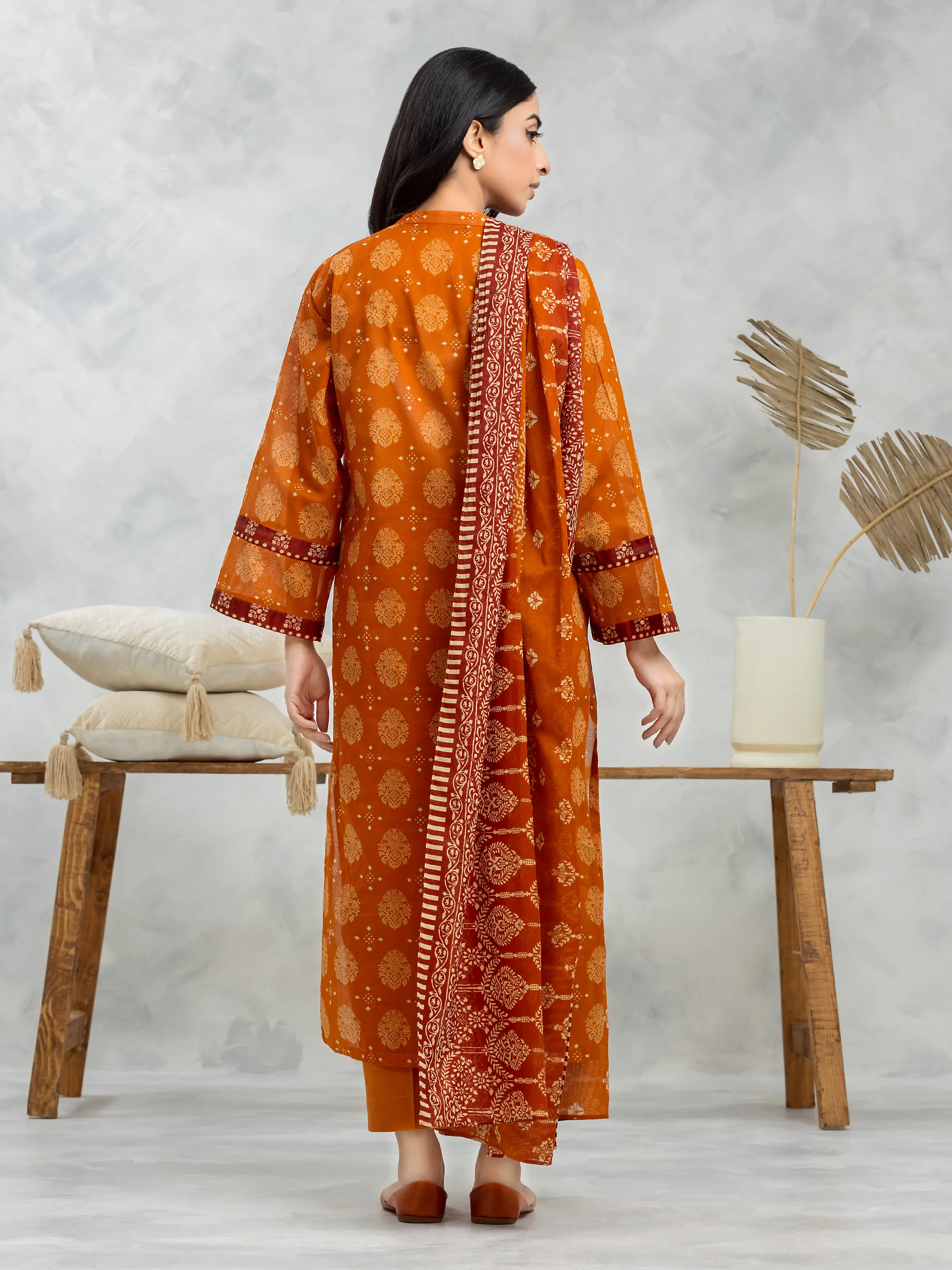 Unstitched Printed Cambric Suit - EWU24A2-28213-3P - Image 4