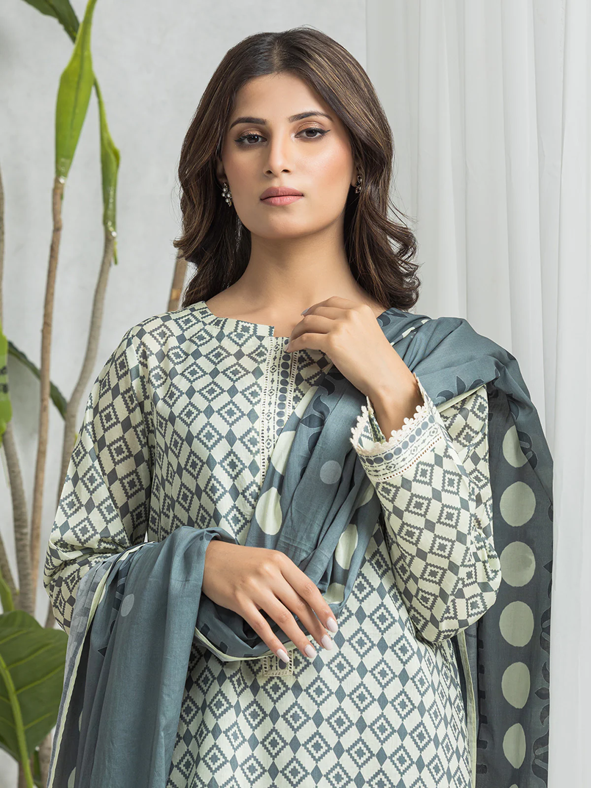 Unstitched Printed Cambric Suit - EWU24A2-29005-3P - Image 2