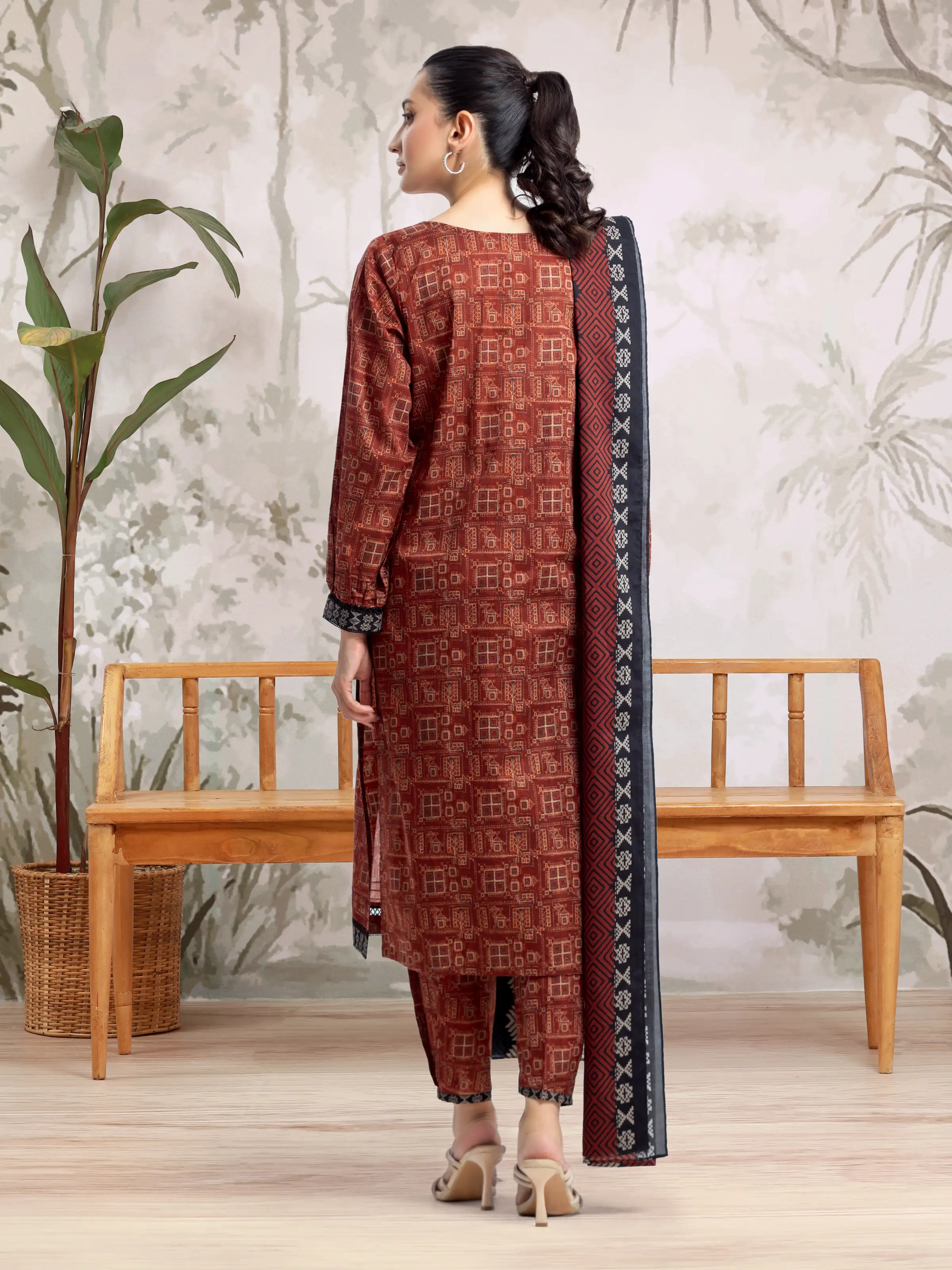 Unstitched Printed Khaddar Suit - EWU24A3-28494-3P - Image 2