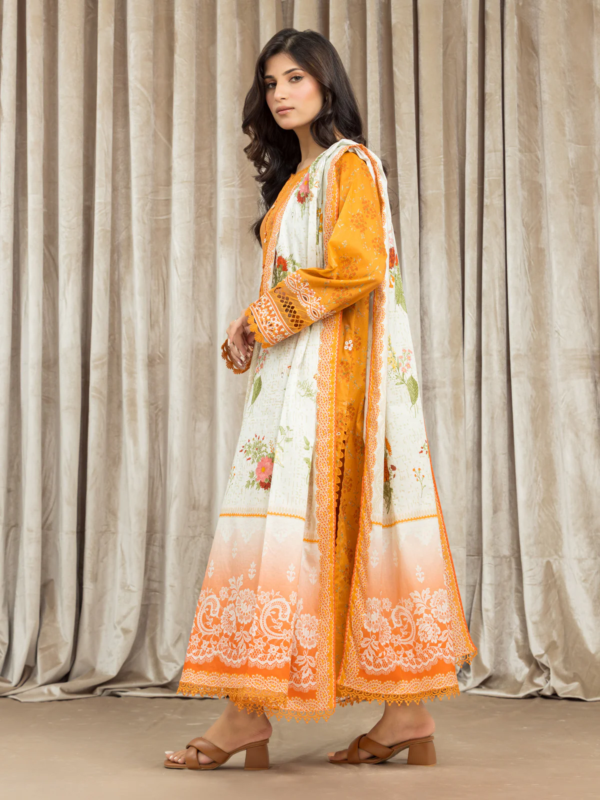 Unstitched Embroidered Lawn Suit - EWU24V1-30036-3P - Image 5