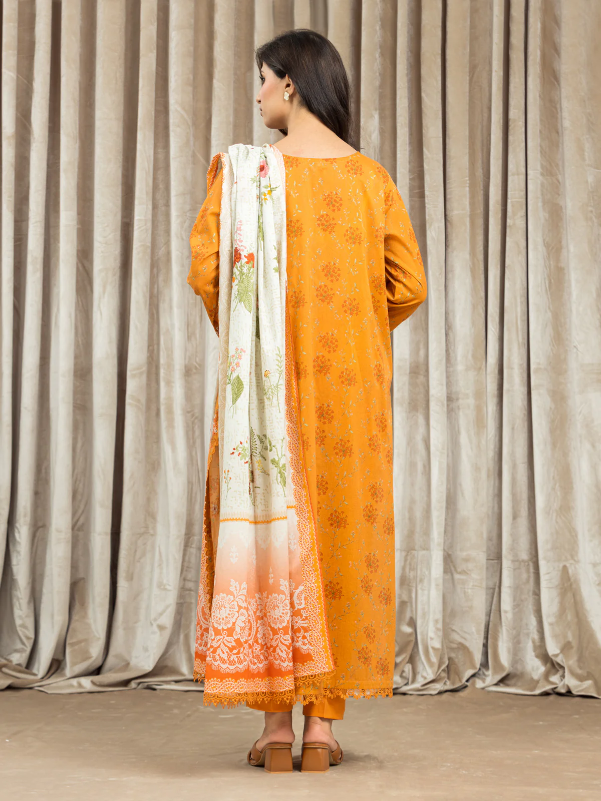 Unstitched Embroidered Lawn Suit - EWU24V1-30036-3P - Image 6