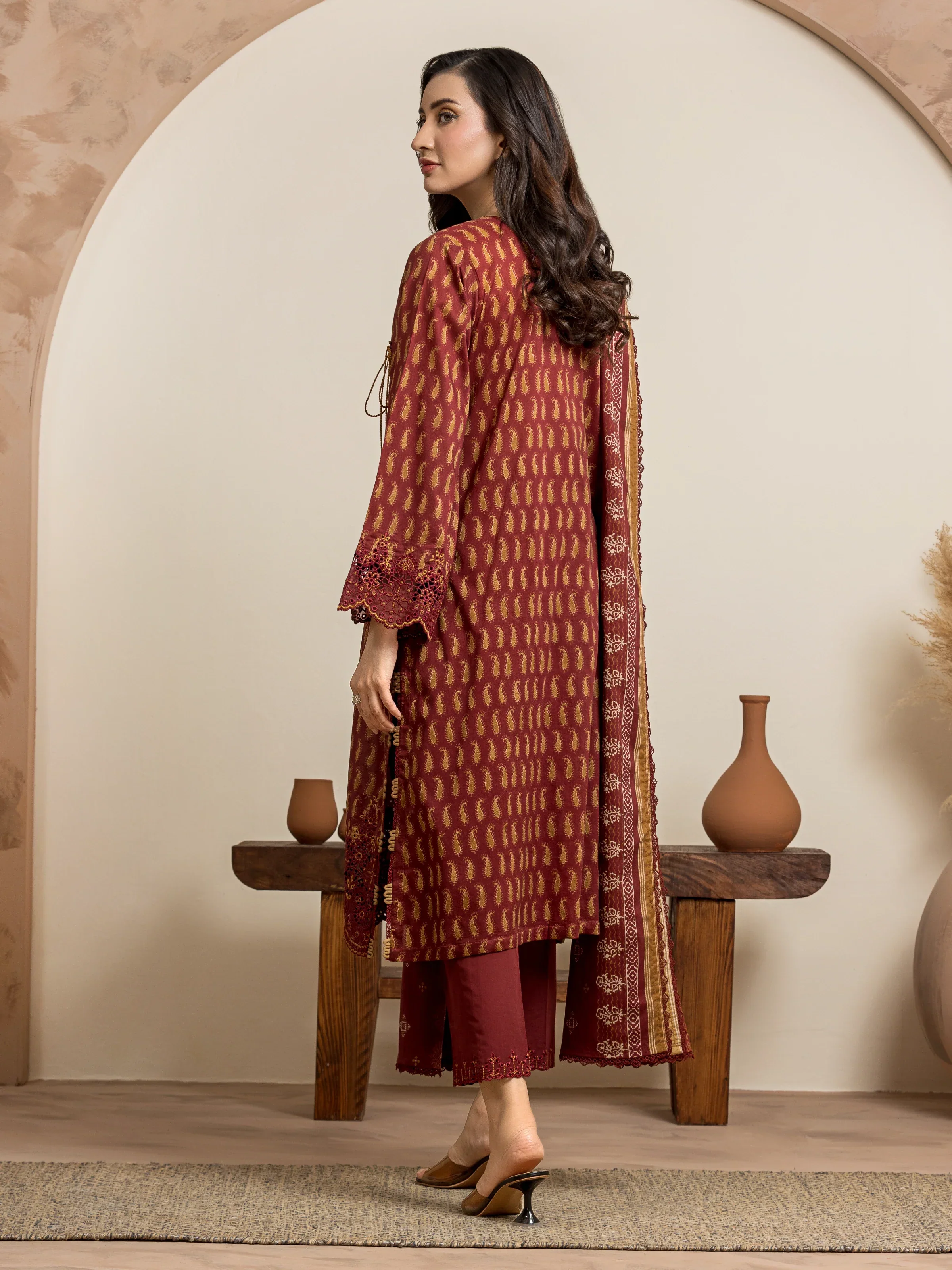 Unstitched Embroidered Lawn Shirt Dupatta - EWU24V1-30038SD - Image 4
