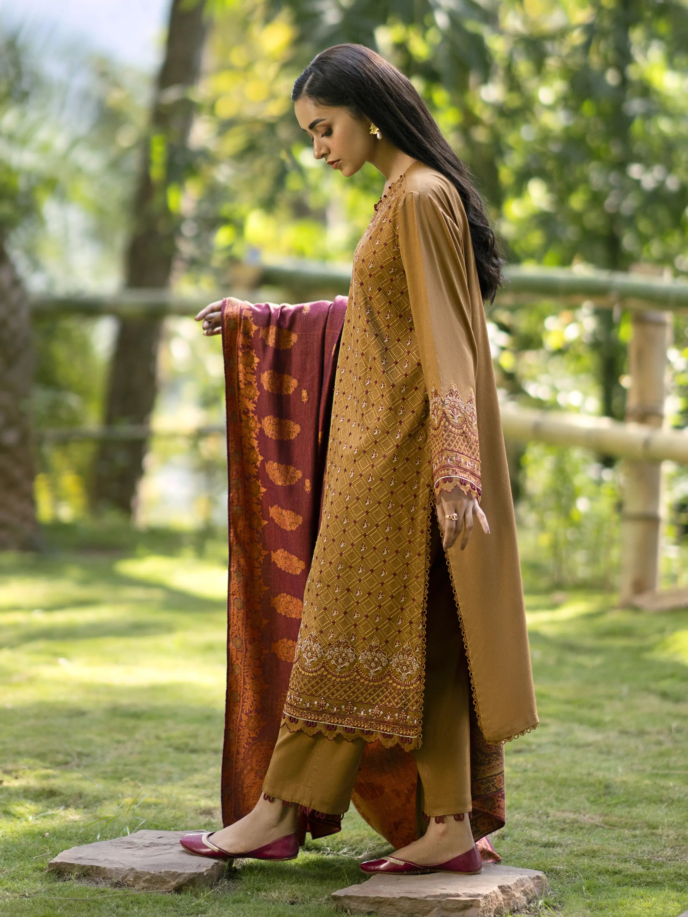Unstitched Embroidered Marina Twill Shirt Dupatta - EWU24V14-30212SD - Image 3