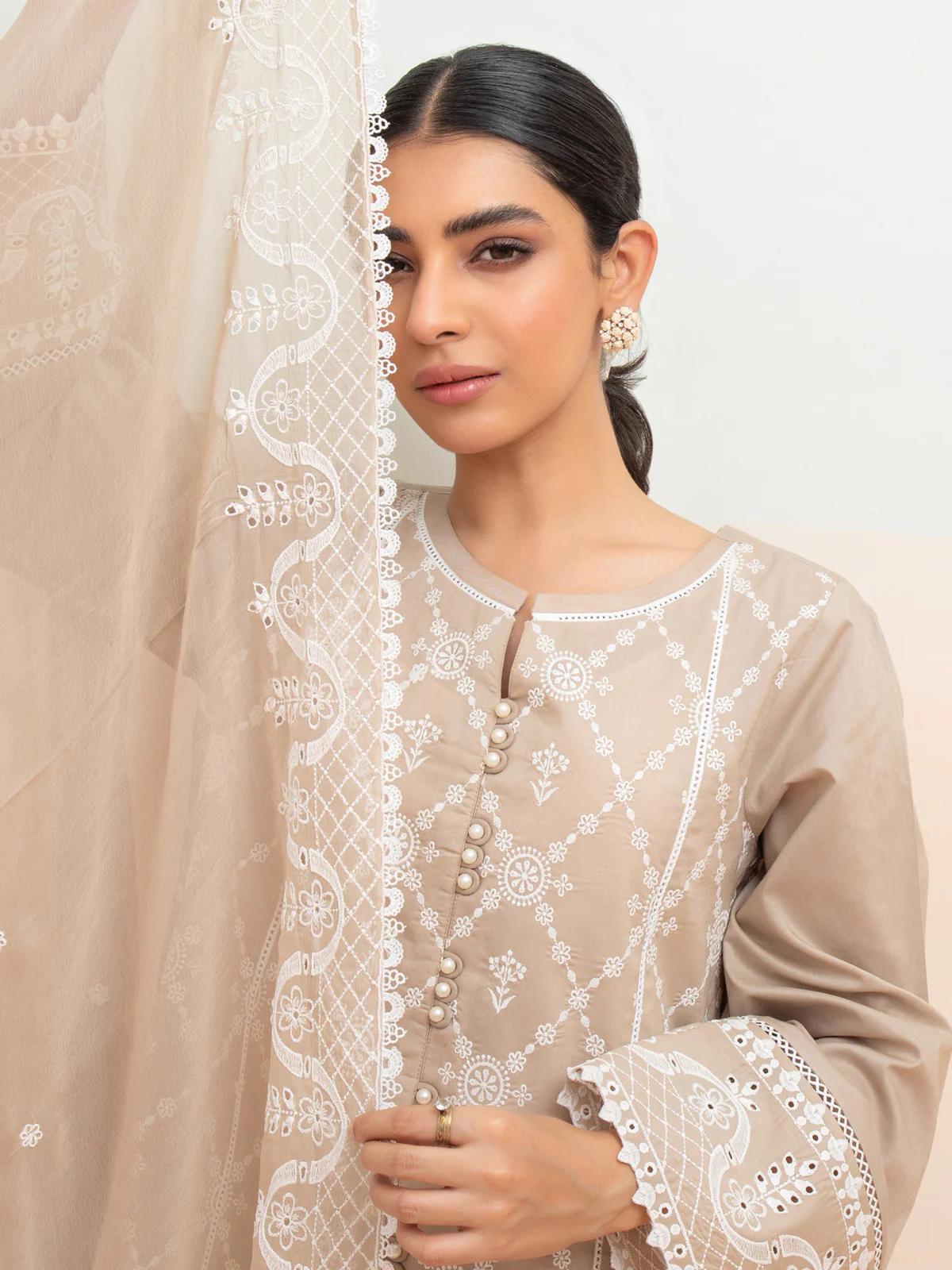 Unstitched Embroidered Cambric Suit - EWU24V2-28640-3P - Image 5