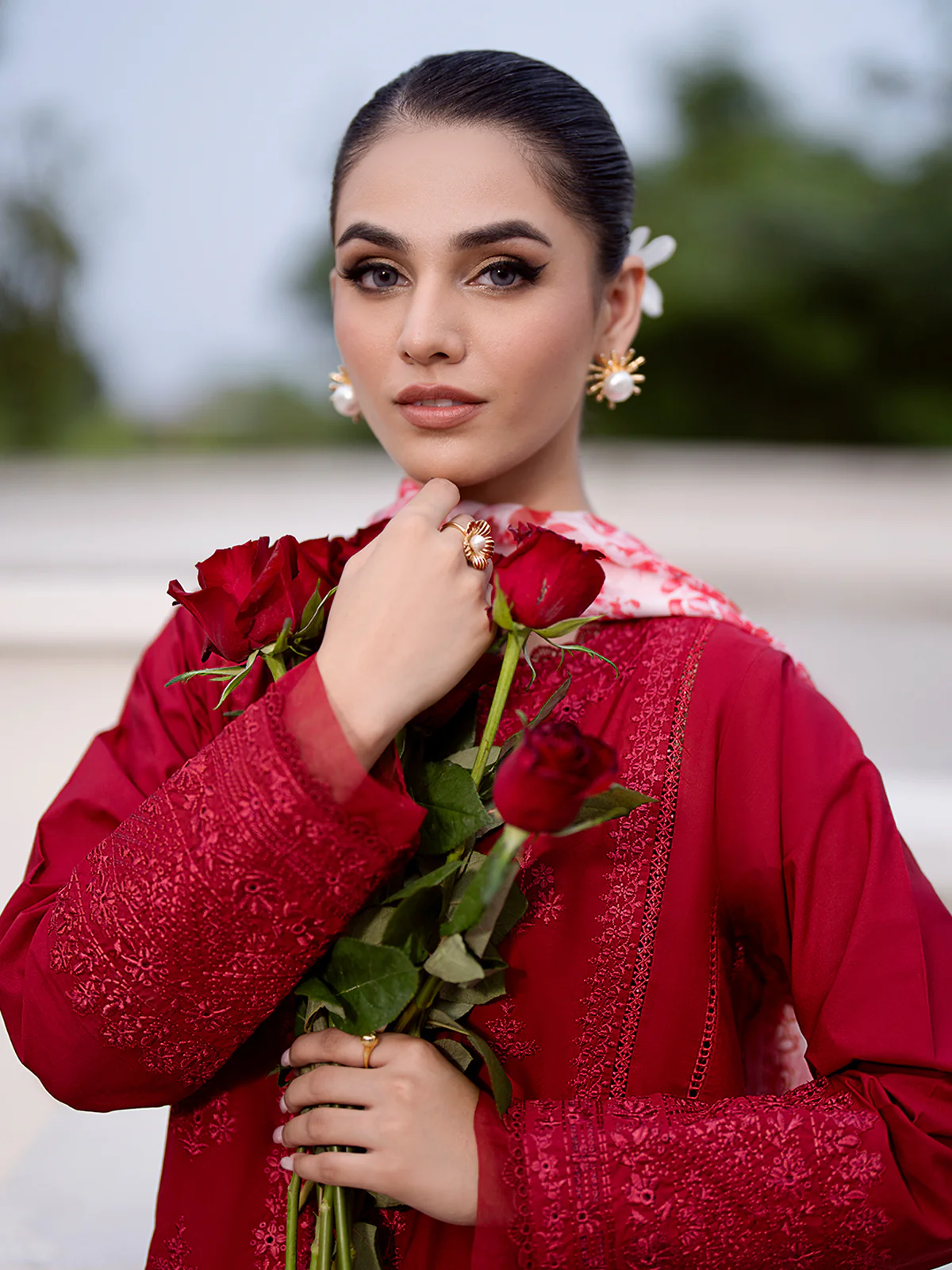Unstitched Embroidered Cambric Suit - EWU24V2-29015-3P - Image 2