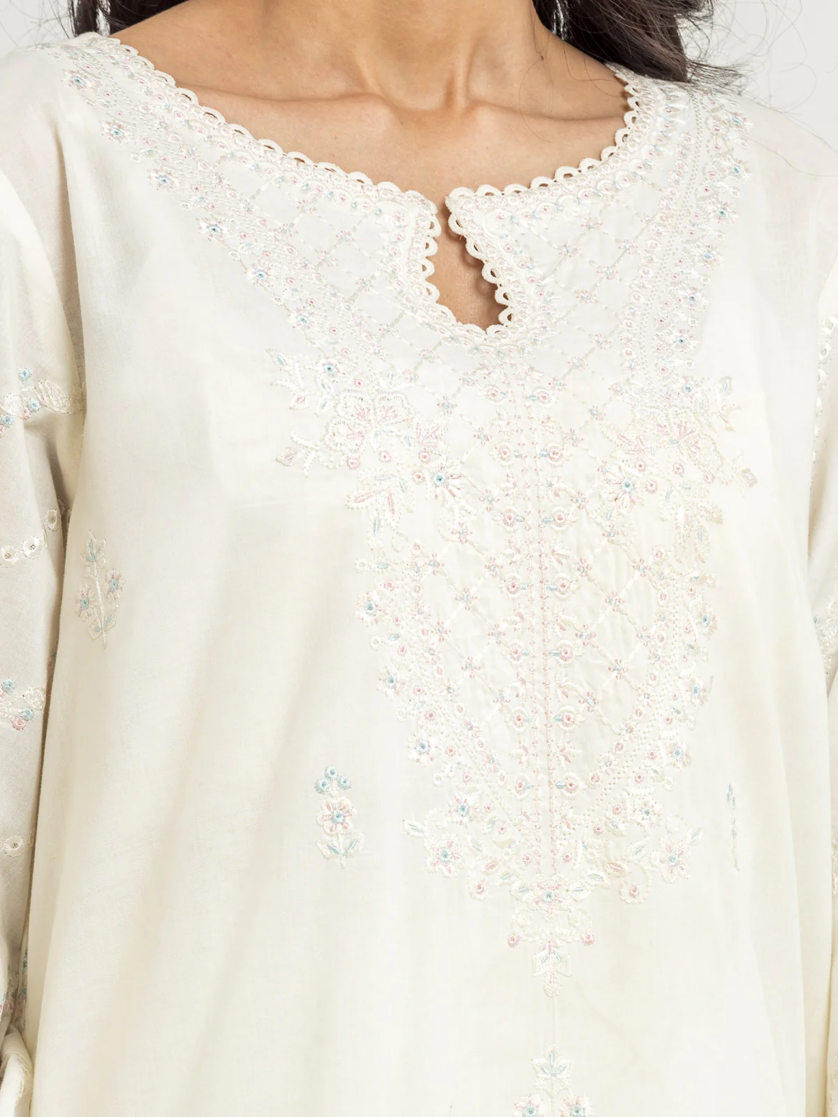 Unstitched Embroidered Cambric Suit - EWU24V2-30107-3P - Image 2
